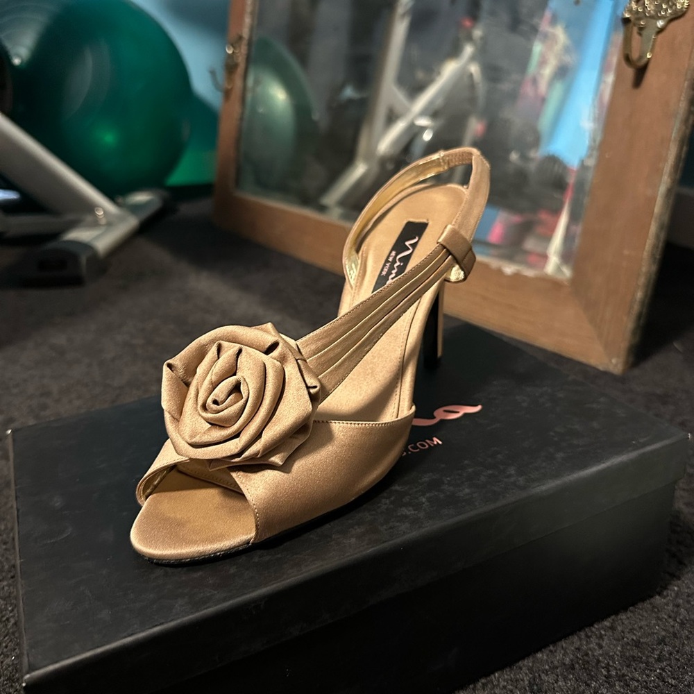 Nina Shoes Gold Heels with Rose Detail